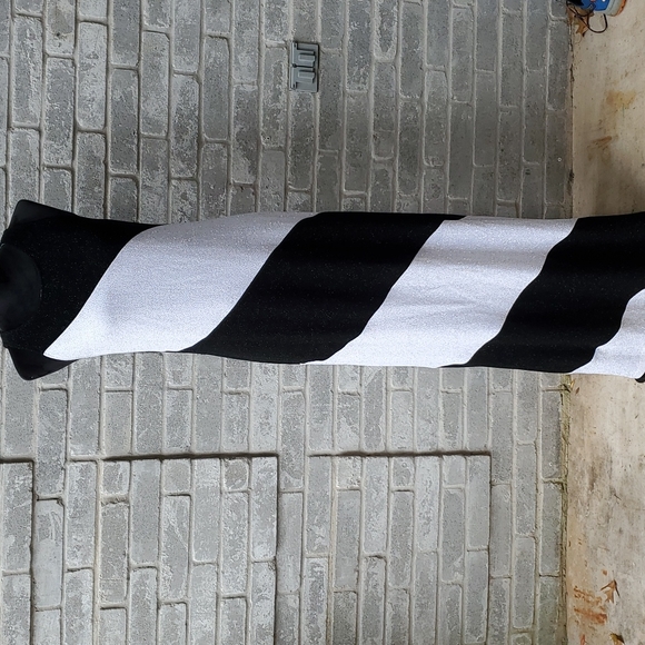 Ronni Nicole Dresses & Skirts - Ronni Nicole by Ouida dress size 16 glittery formal long new years holiday